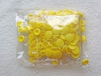 napy plastikowe 18\" 50kpl - kolor żółty nr 6