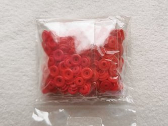 napy plastikowe 18\" 50kpl - kolor czerwony nr 2